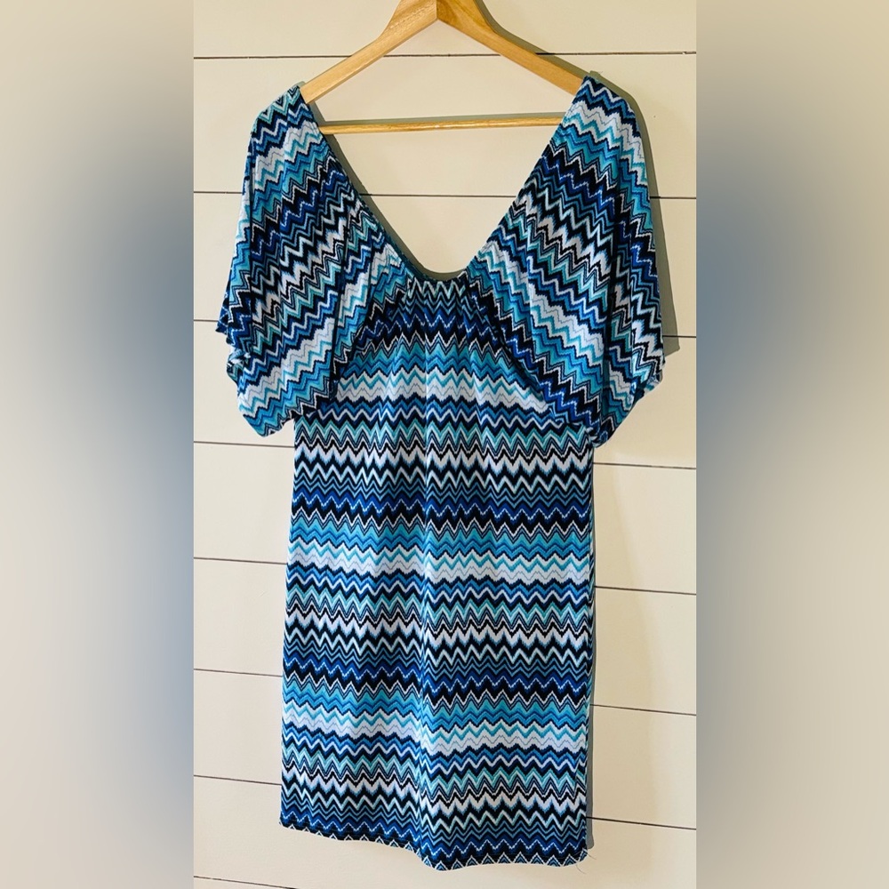 Cristina love sexy dress perfect date night, spring, summer, festival, colorful